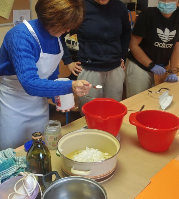 “Eko školci-Čuvari zdravog sutra”- izrada sapuna